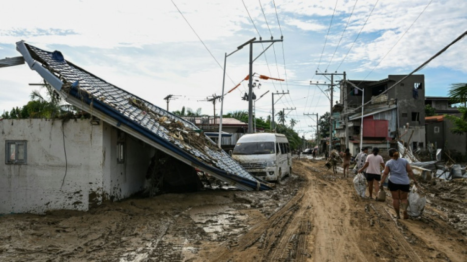 Tufão Kalmaegi deixa cinco mortos no Vietnã após passagem devastadora pelas Filipinas