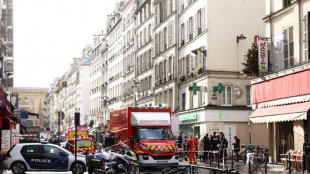 Kurdes tu&eacute;s &agrave; Paris: le suspect pr&eacute;sent&eacute; &agrave; un juge d'instruction, marche blanche en hommage aux victimes