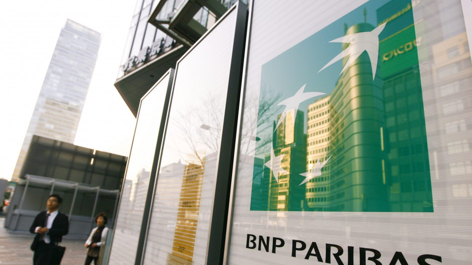 Bnp scivola in Borsa, condannata a risarcire profughi Ugandesi