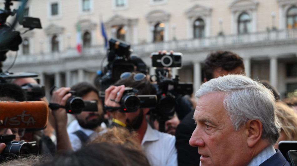 Tajani, chiesto a Israele di garantire sicurezza italiani