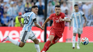 Suiza pierde a su capit&aacute;n Xhaka por falsificar un certificado covid