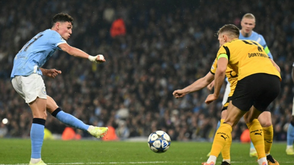 Foden hits top form as Man City thrash Dortmund