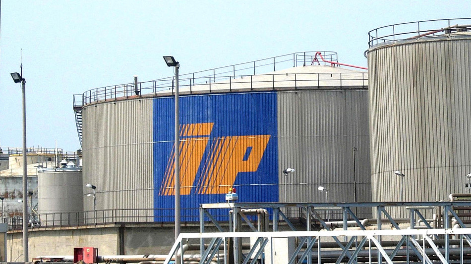 Socar applicher&agrave; limiti ai prezzi carburanti sulla rete italiana Ip