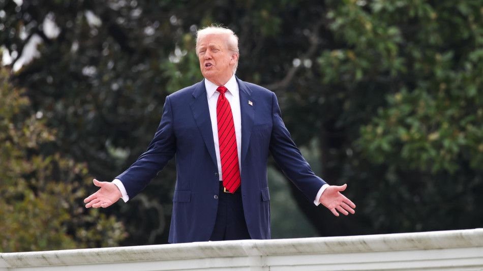 Nyt, 'sala da ballo alla Casa Bianca momento Luigi XIV di Trump'