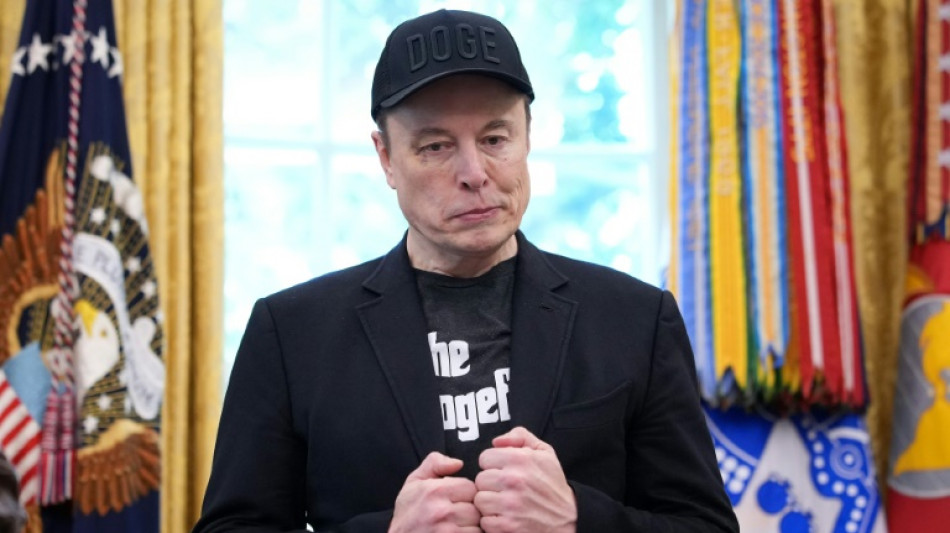 Tesla concede US$ 29 bi em ações a Musk em meio a processo judicial