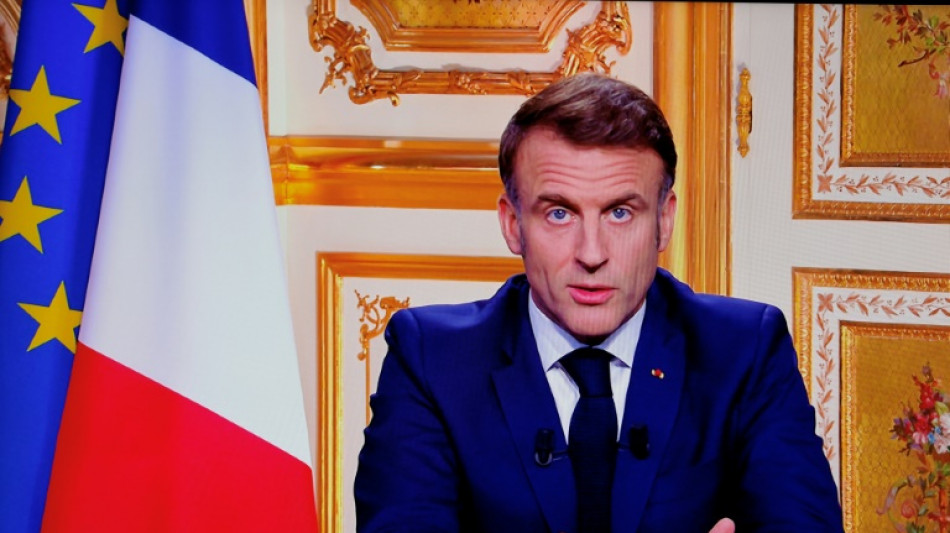Valse de consultations &agrave; l'Elys&eacute;e, le PS s'ouvre mais veut "un Premier ministre de gauche"