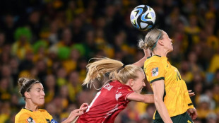 Australia reach World Cup quarter-finals as Kerr makes comeback