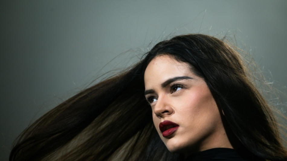 Nach WM-Kontroverse: Spanische S&auml;ngerin Rosal&iacute;a entschuldigt sich bei argentinischen Fans