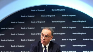 Trump inqui&egrave;te la Banque d'Angleterre, qui assombrit ses pr&eacute;visions de croissance