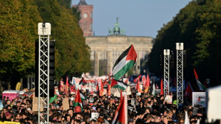 Zehntausende Menschen demonstrieren in Berlin f&uuml;r Ende des Gaza-Krieges