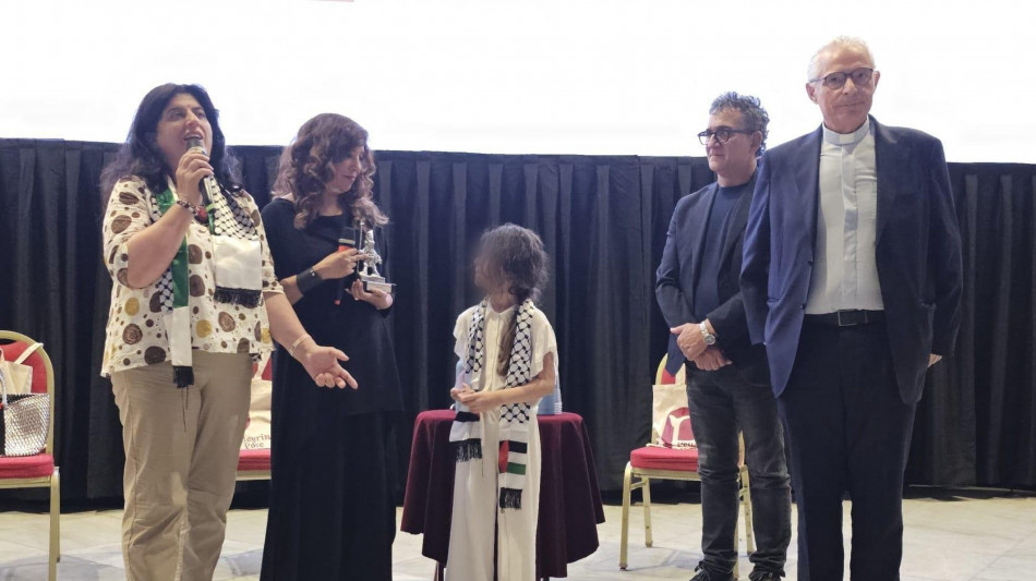 Premio 'Pellegrini di pace' alla regista tunisina Ben Hania
