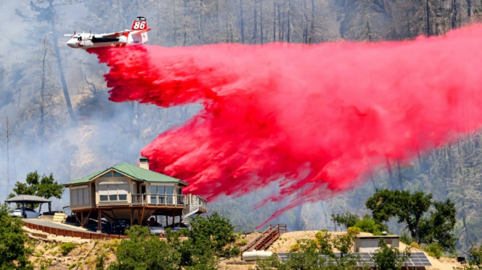 Les incendies se r&eacute;pandent en Californie touch&eacute;e par une vague de chaleur