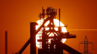 Petrolio in rialzo, Wti a 89,7 dollari al barile (+2,76%)
