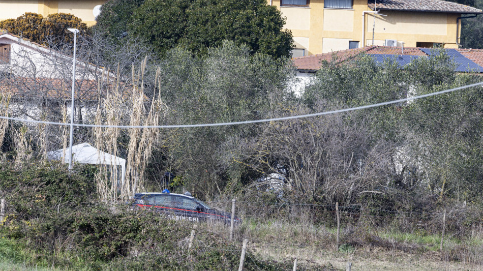 Donna uccisa, pm 'marito ha provato a fare a pezzi il corpo e bruciarlo'