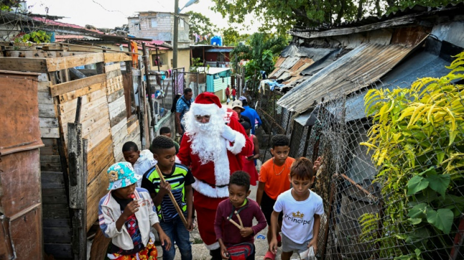 A La Havane, la difficile qu&ecirc;te de jouets de No&euml;l en p&eacute;riode de crise