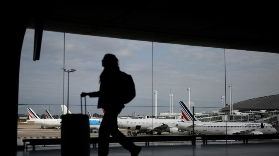 Les contr&ocirc;leurs a&eacute;riens renoncent &agrave; leur gr&egrave;ve apr&egrave;s un accord salarial