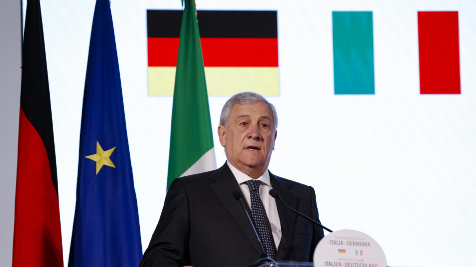 Tajani, sulla Consob non mi faccio imporre nulla da nessuno
