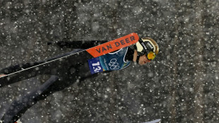 Geiger und Rydzek f&uuml;hren nach dem Springen