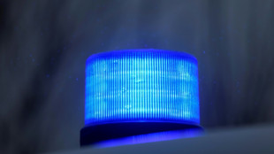 Betrunkener Lastwagenfahrer rammt in F&uuml;rth 30 Autos und setzt Haus in Brand