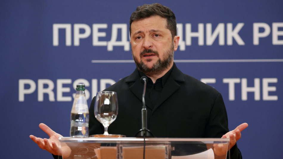 Zelensky 'la prossima settimana nuovi contatti coi mediatori per la pace'