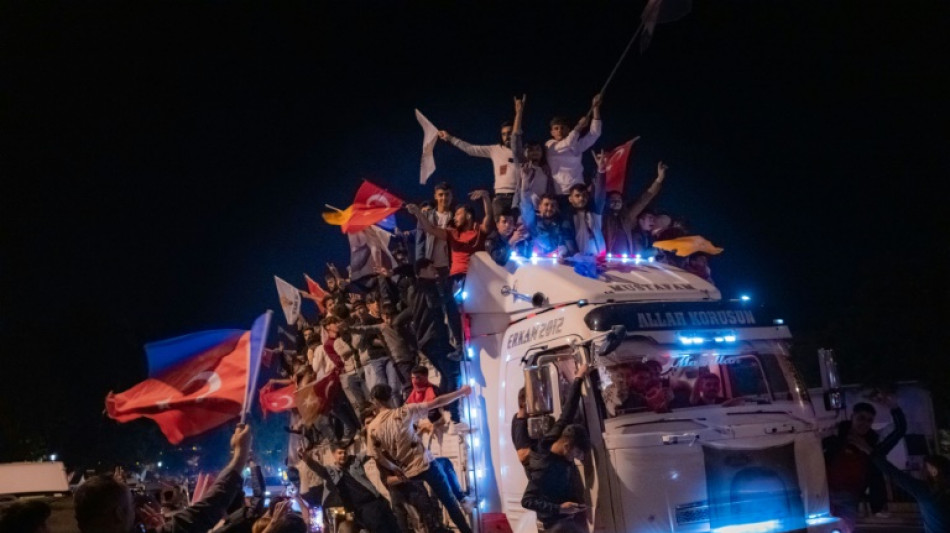 Wahlbeh&ouml;rde erkl&auml;rt Erdogan zum Wahlsieger in der T&uuml;rkei 