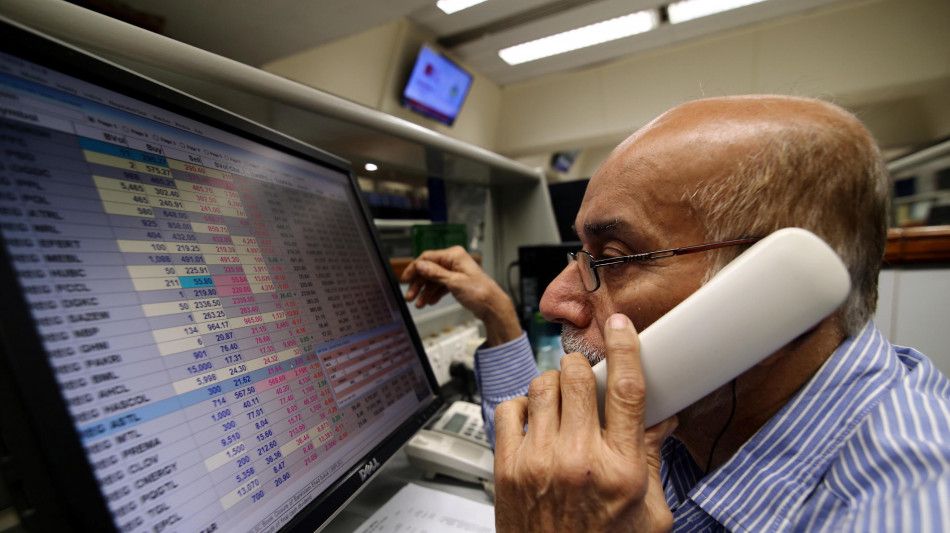 Borsa: in Europa indici volatili, Londra -0,2%
