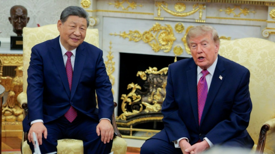 Global stocks mostly fall as oil prices and bond yields rise