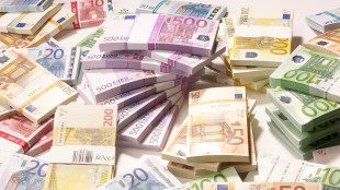 Axcap Ventures Extends Milestone Payment Deadline With Waterton